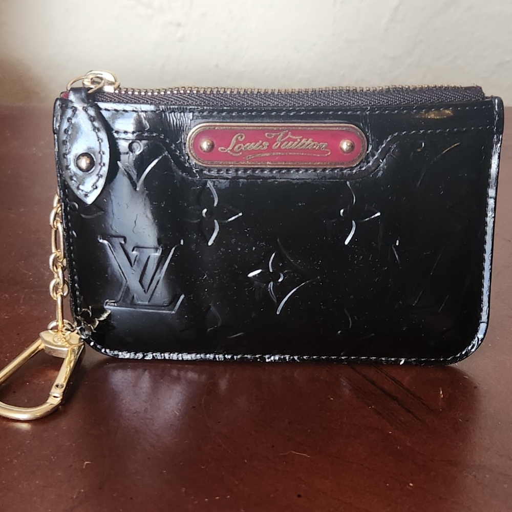 LOUIS VUITTON Monogram Vernis Black Patent Leather Wallet